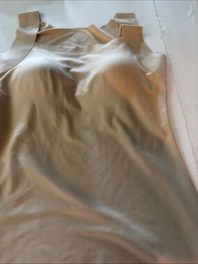 Chic Me XXL Satin-Look BRA Tank in Light Beige